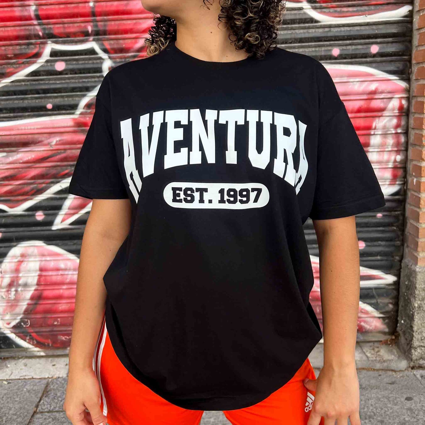 Camiseta Básica Aventura 1997