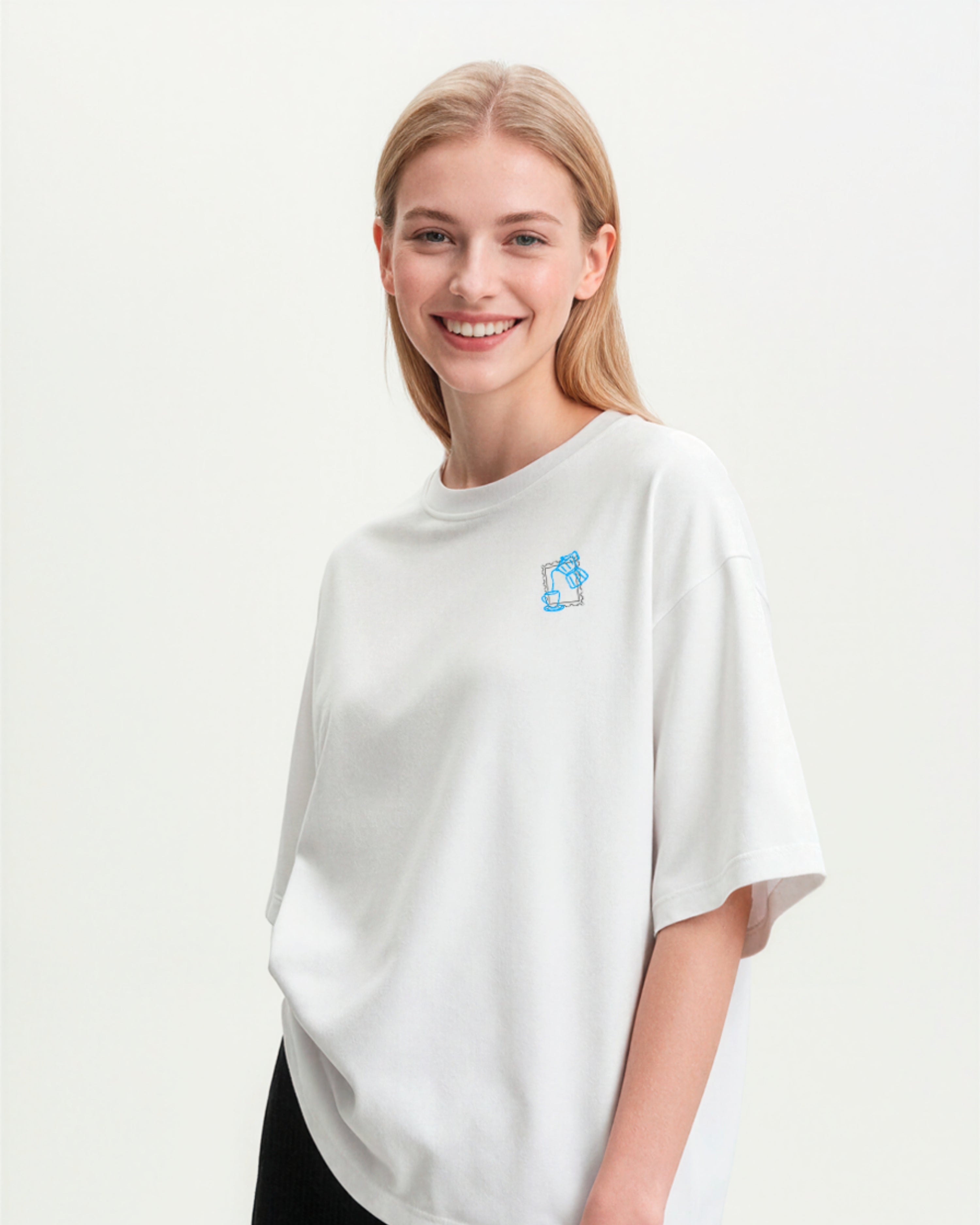 Camiseta Por la mañana café, por la tarde RON