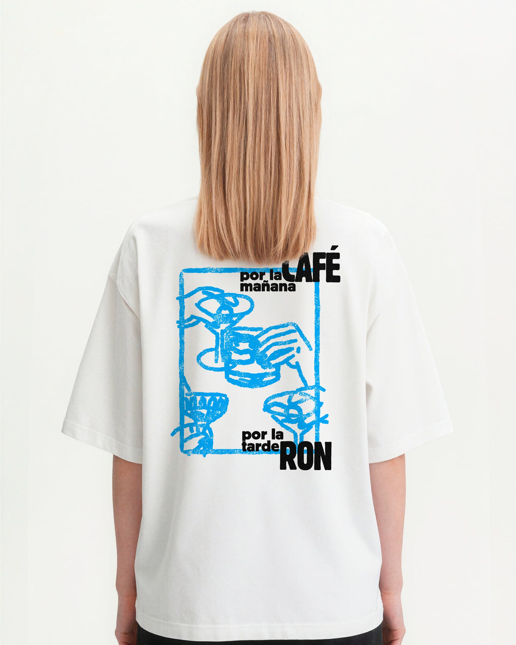 Camiseta Por la mañana café, por la tarde RON