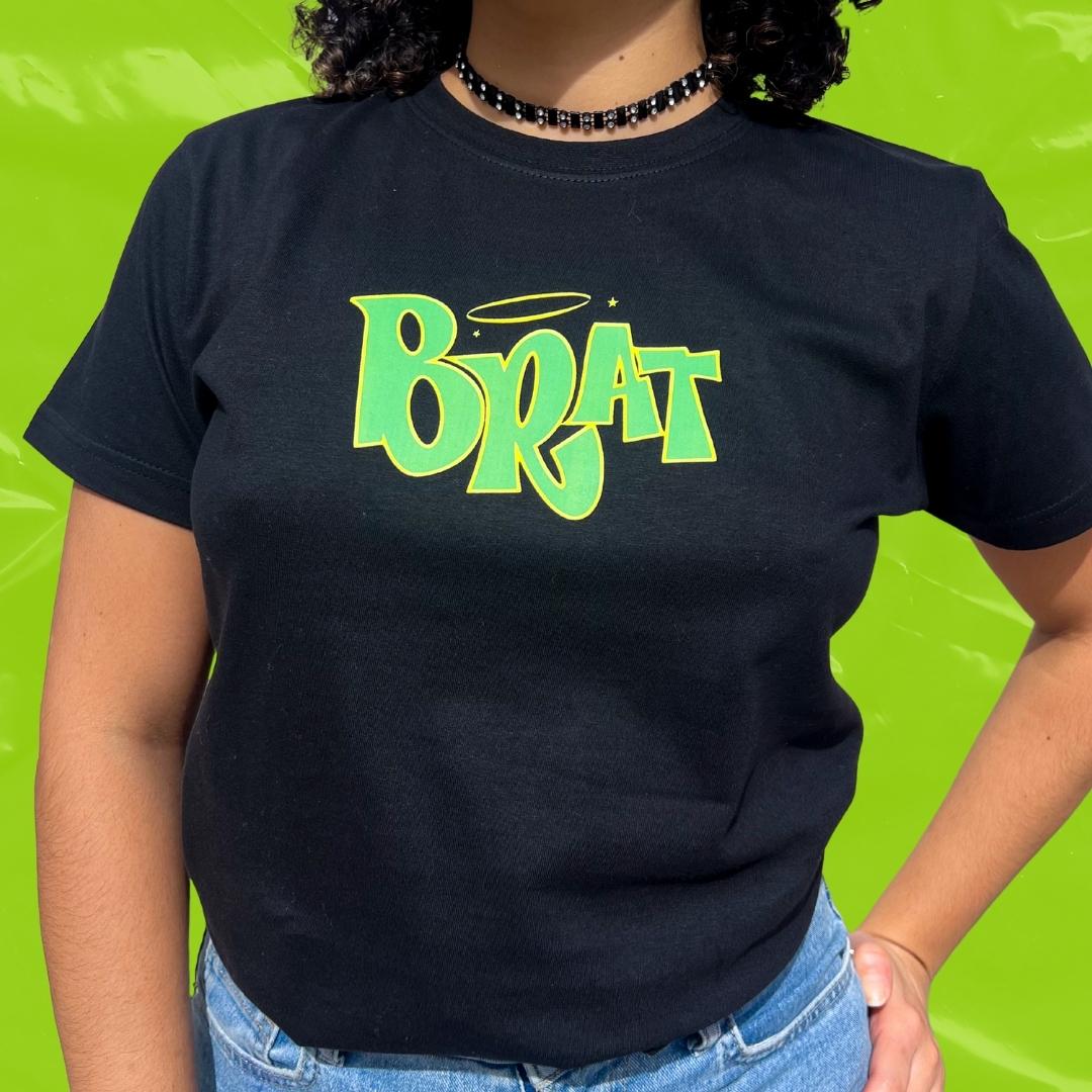 Camiseta Ajustada BRAT | Negra - Reguecool